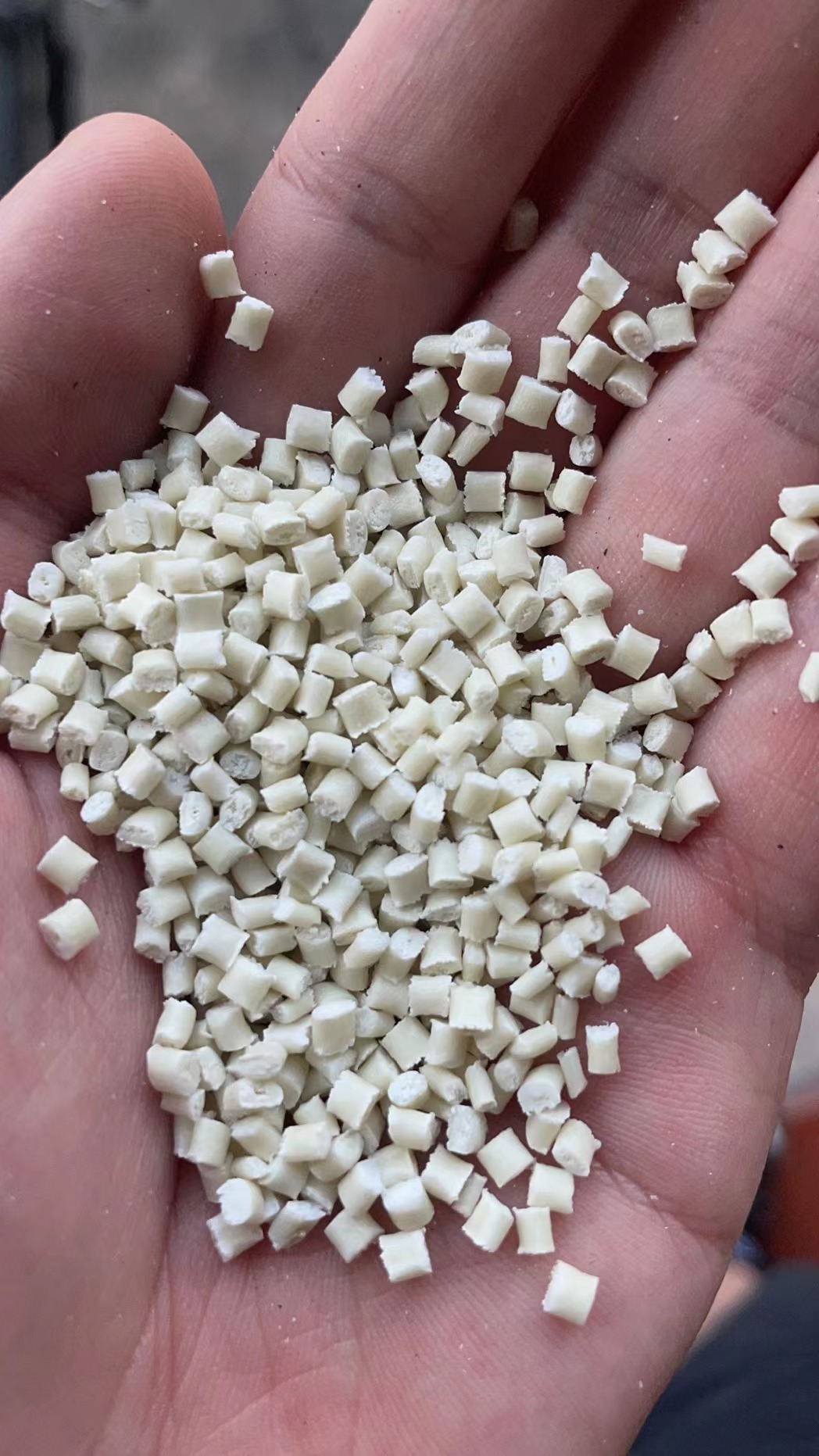 ��ݸ��ʯ��