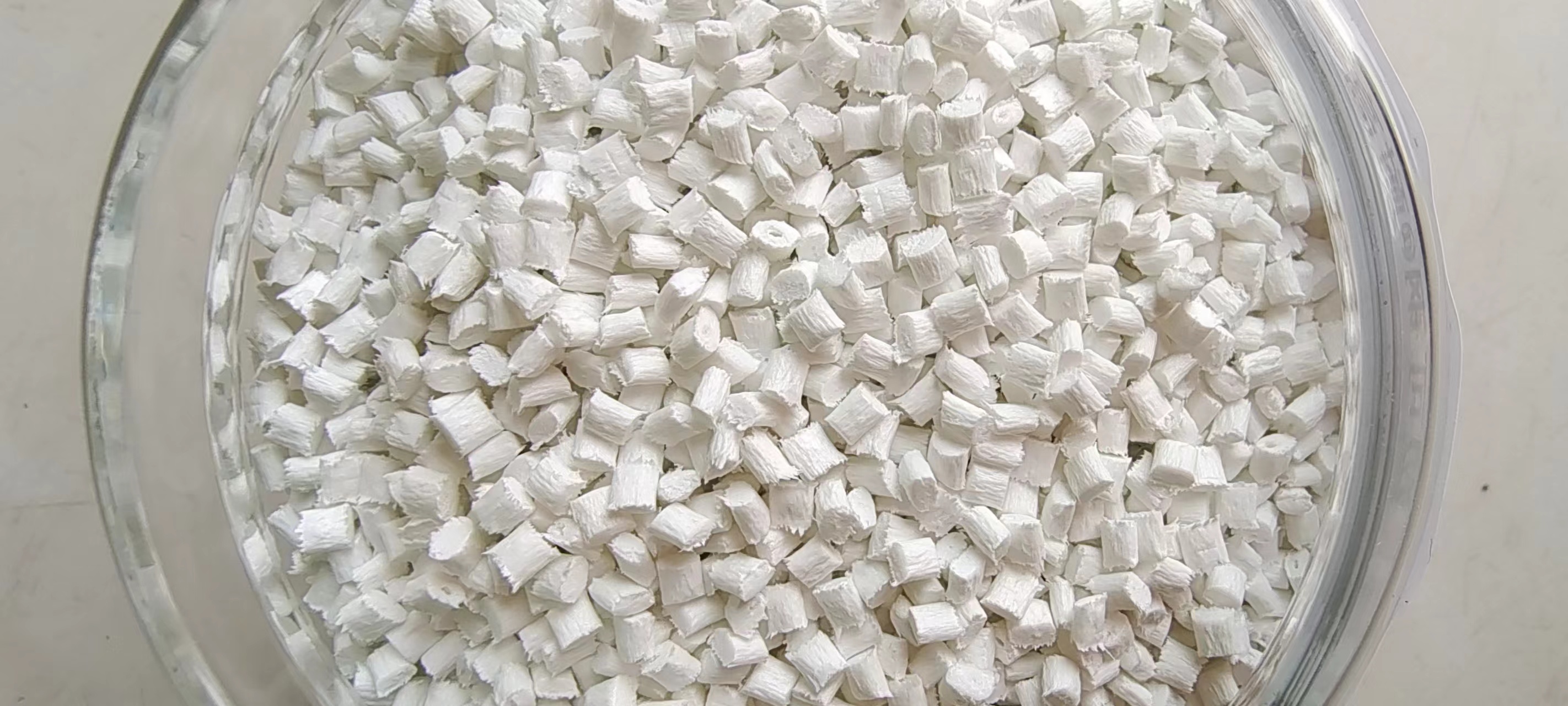 ��ݸ��ʯ��